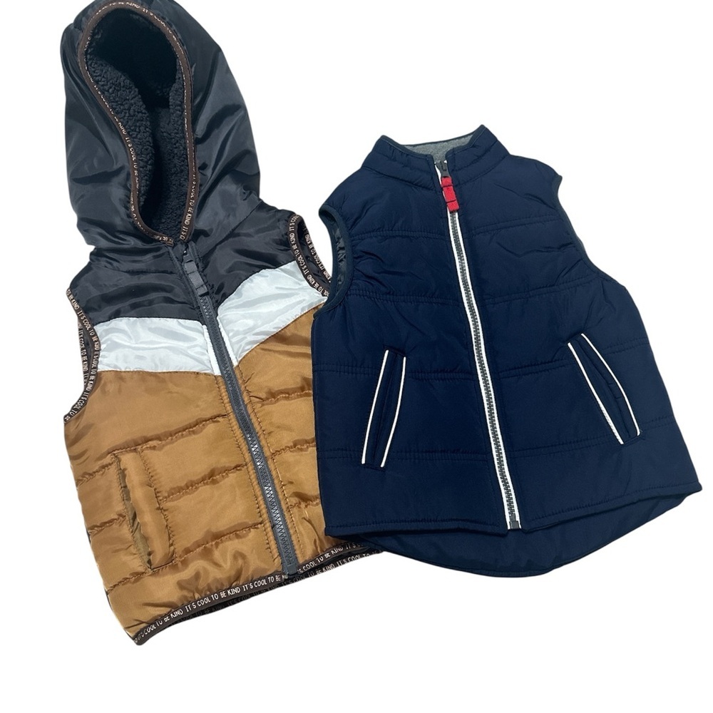 Bundle of Two Hooded and Sleeveless Vests Like New sz 2T